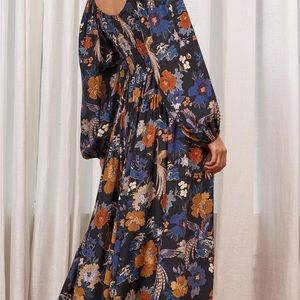 La Ligne Ella dress size small silk literally worn once! Beautiful blue pattern.